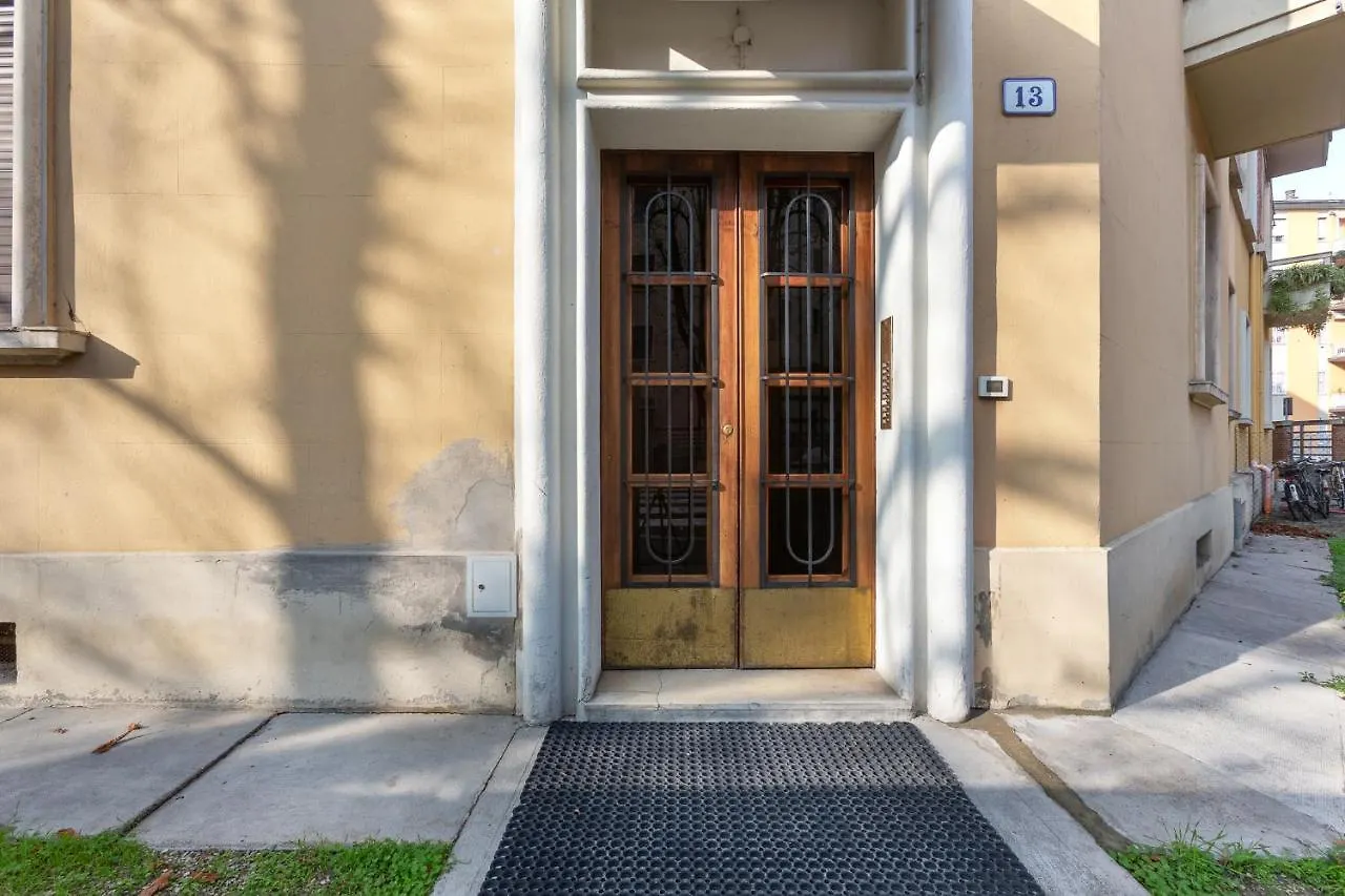Saffi Huge Apartment A Pochi Passi Dall'Ospedale Bologna