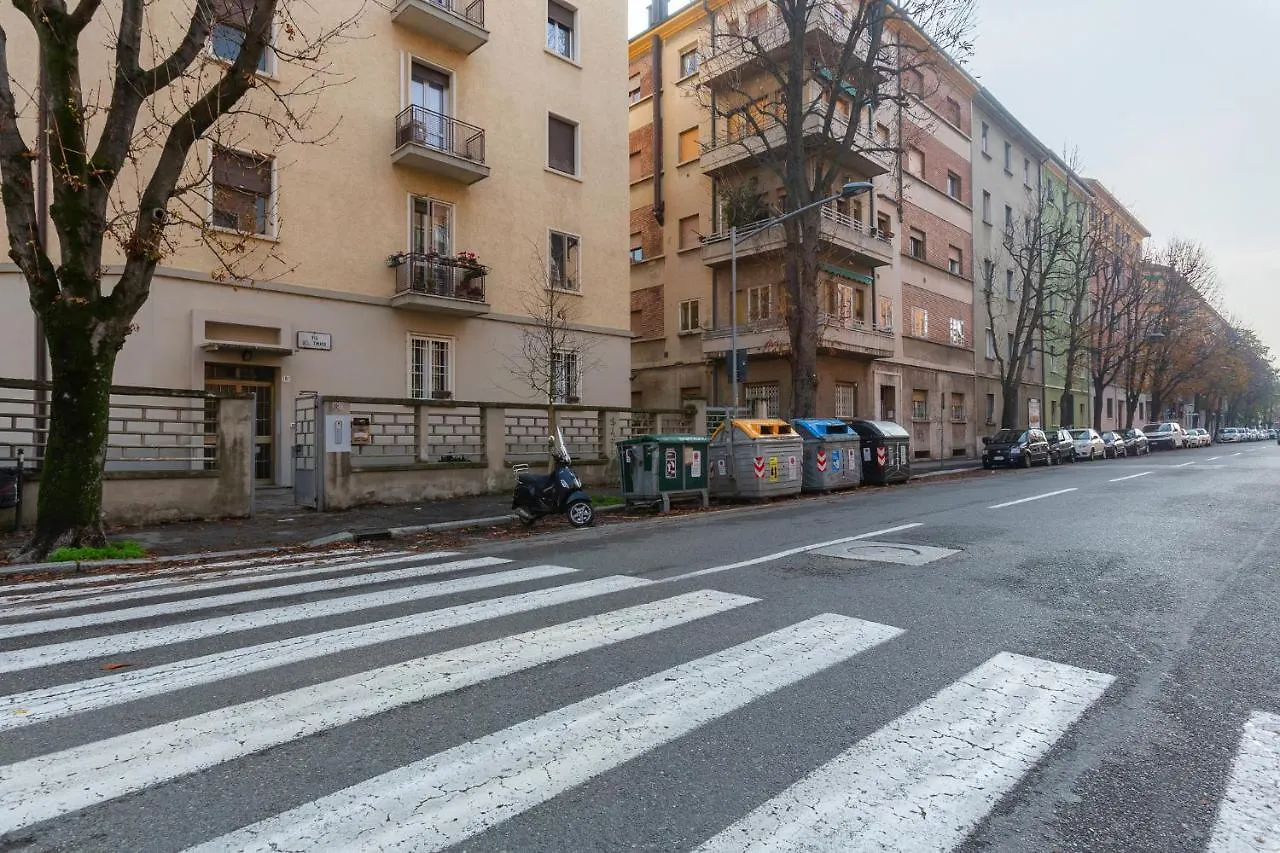Saffi Huge Apartment A Pochi Passi Dall'Ospedale Bologna Italy