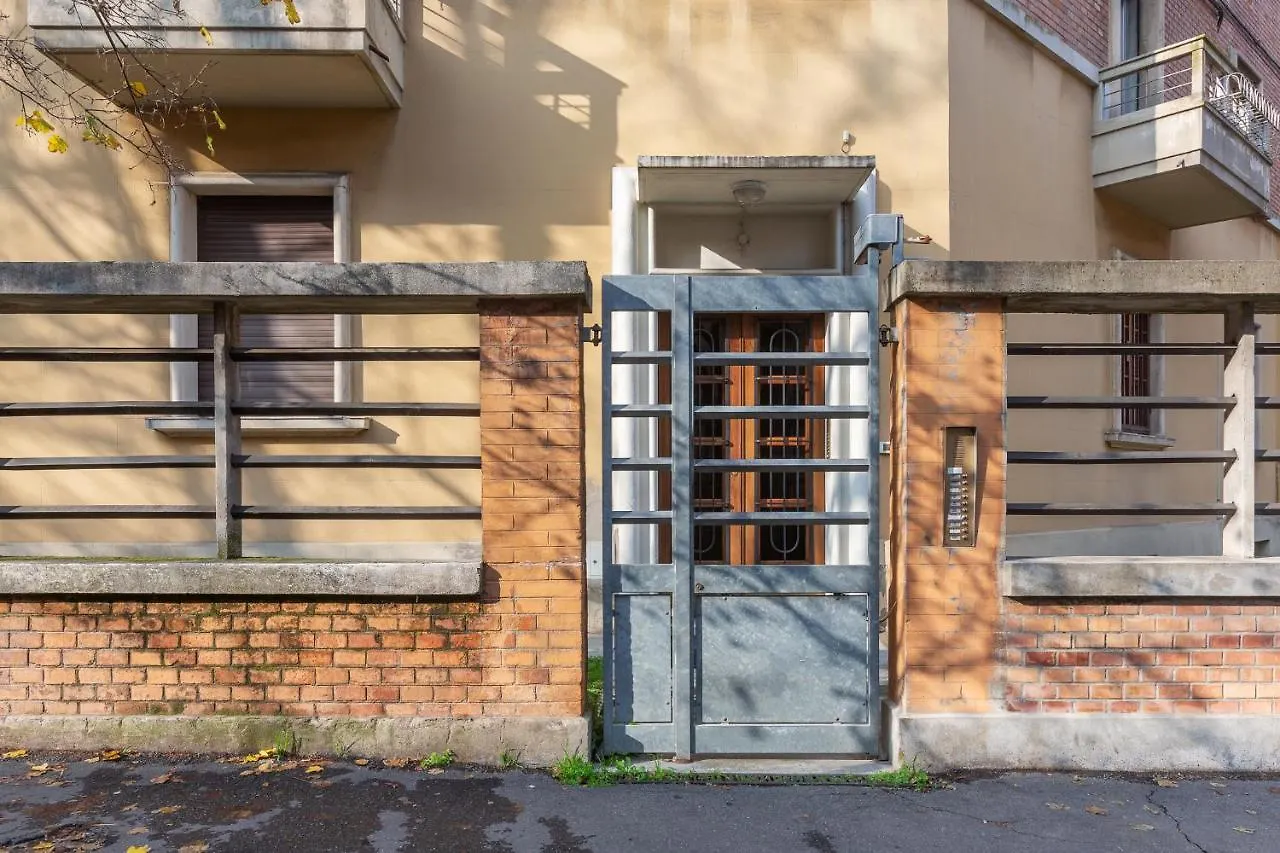 Saffi Huge Apartment A Pochi Passi Dall'Ospedale Bologna