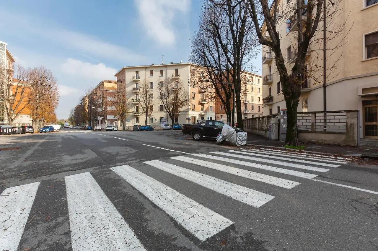 Saffi Huge Apartment A Pochi Passi Dall'Ospedale Bologna